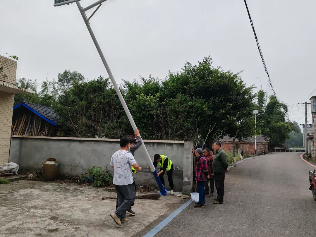 我為群眾辦實事丨市中區袁壩村：80盞路燈亮了，村民心里暖了！---豐朗光電